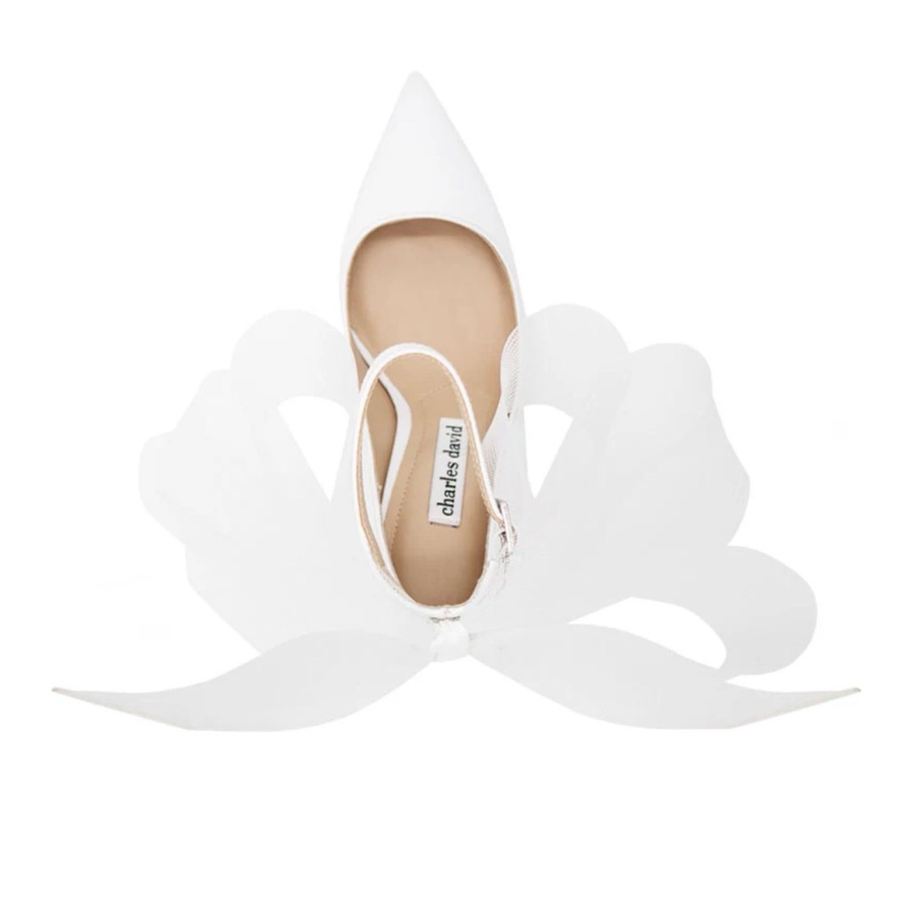 NEW size 9 Charles David White ROGUE High Heel Pumps with Bow Accent